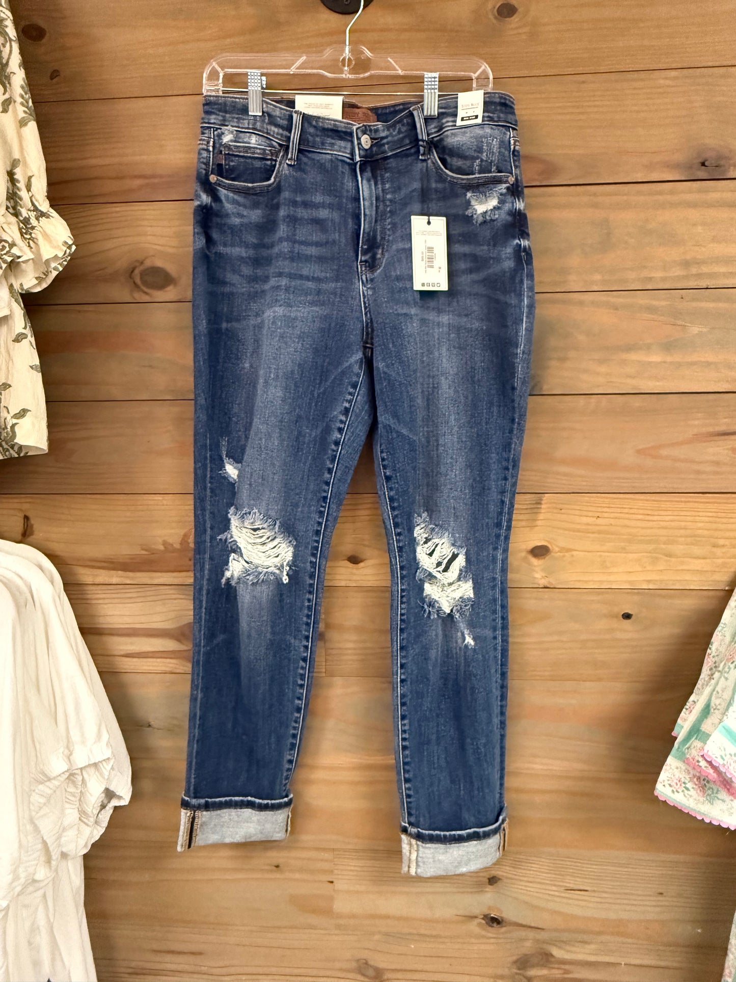 Judy Blue Boyfriend Ripped Jeans