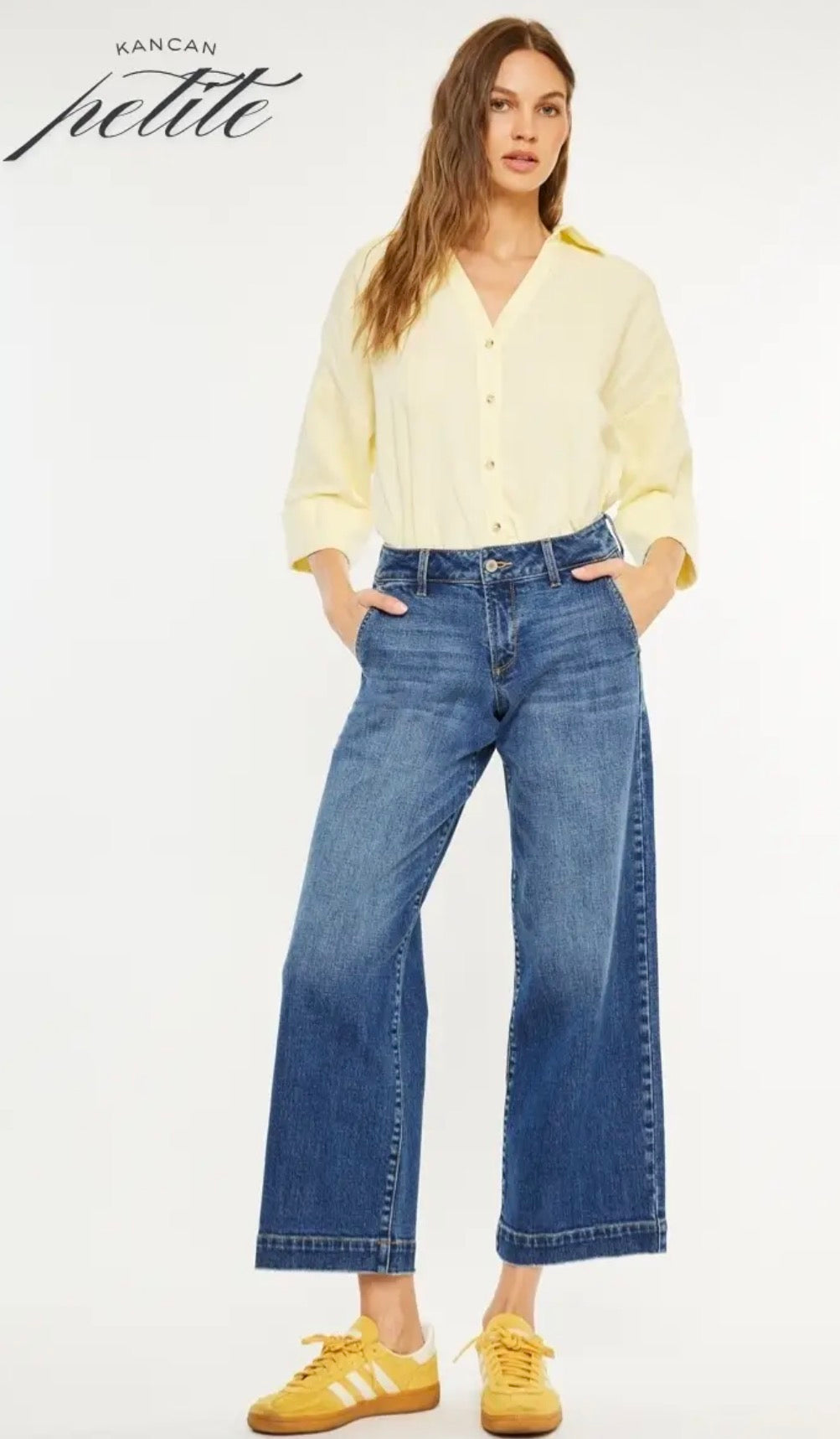 KanCan Petite Mid Rise Cropped Jeans