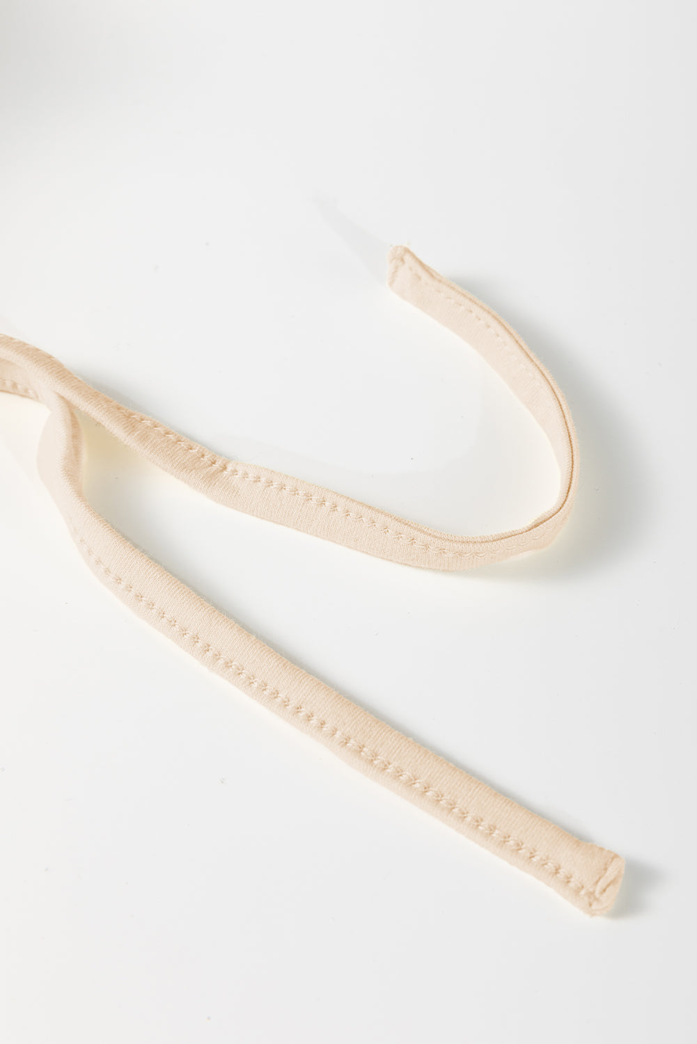 Rose Red Contrast Trim Loose Pullover and Lace-up Waist Shorts Set