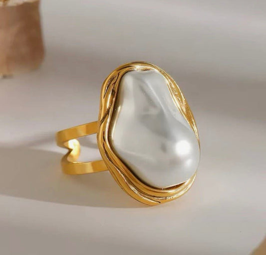 Chunky Pearl Ring
