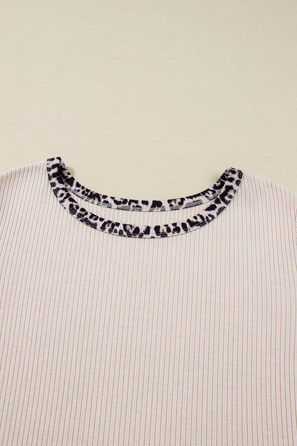 Parchment Ribbed Contrast Leopard Edge Round Neck Plus Size Top