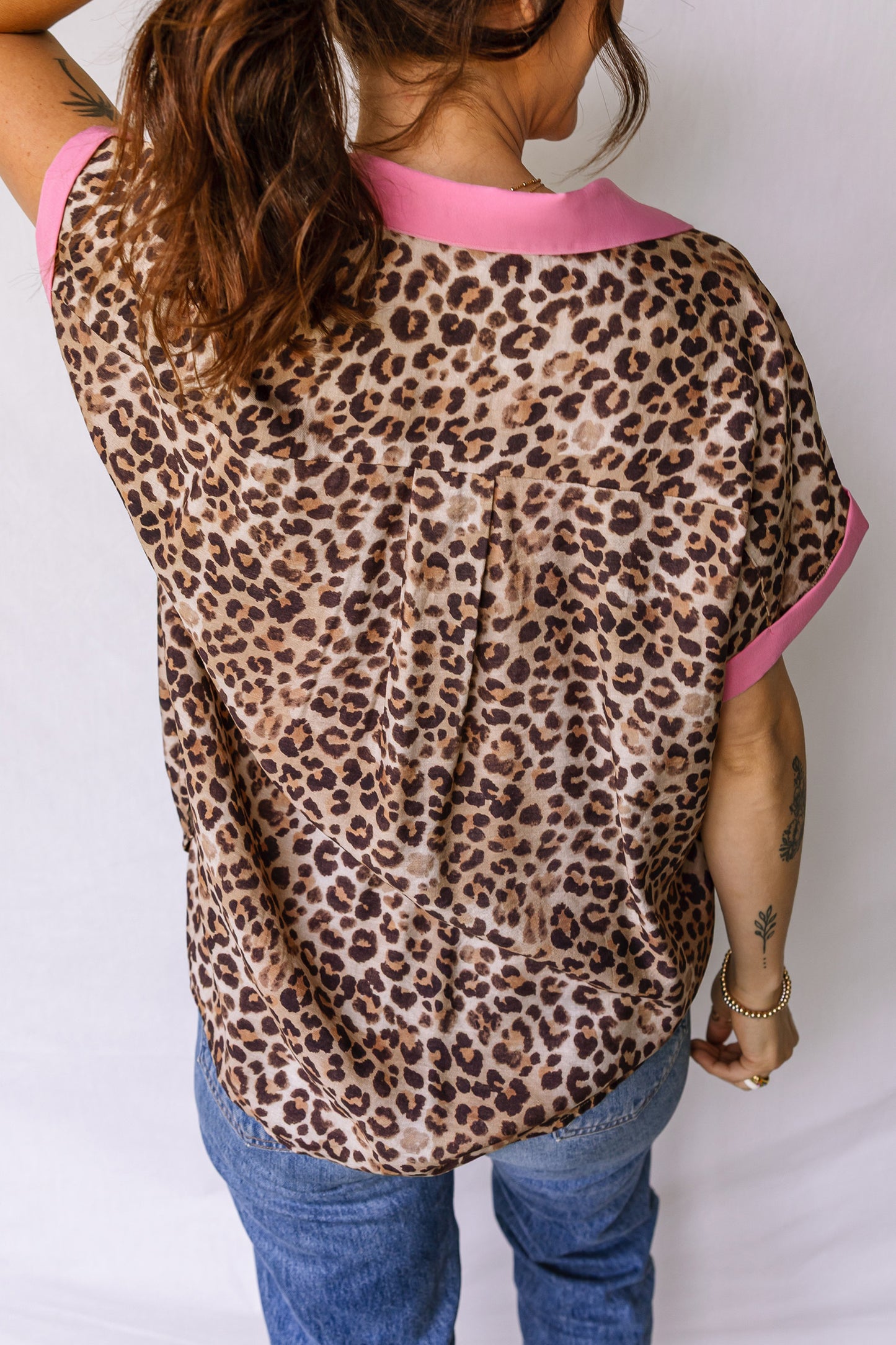 Leopard Print Contrasted Trim Animal Short Sleeve Shirt