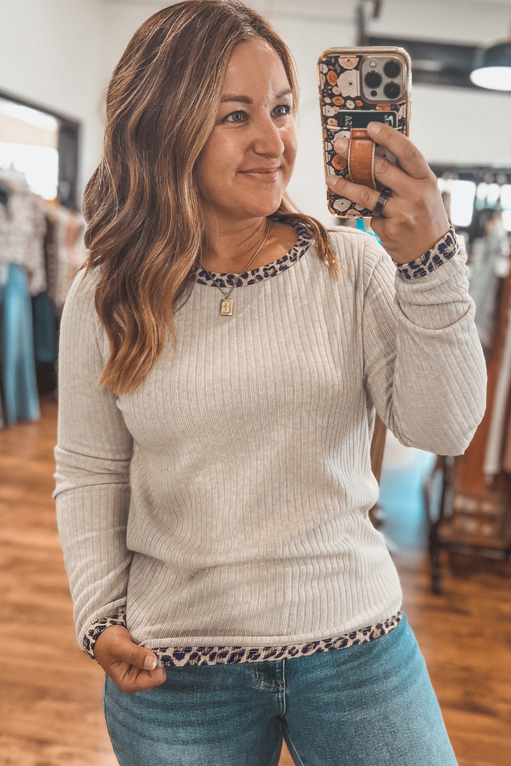 Parchment Ribbed Contrast Leopard Edge Round Neck Plus Size Top