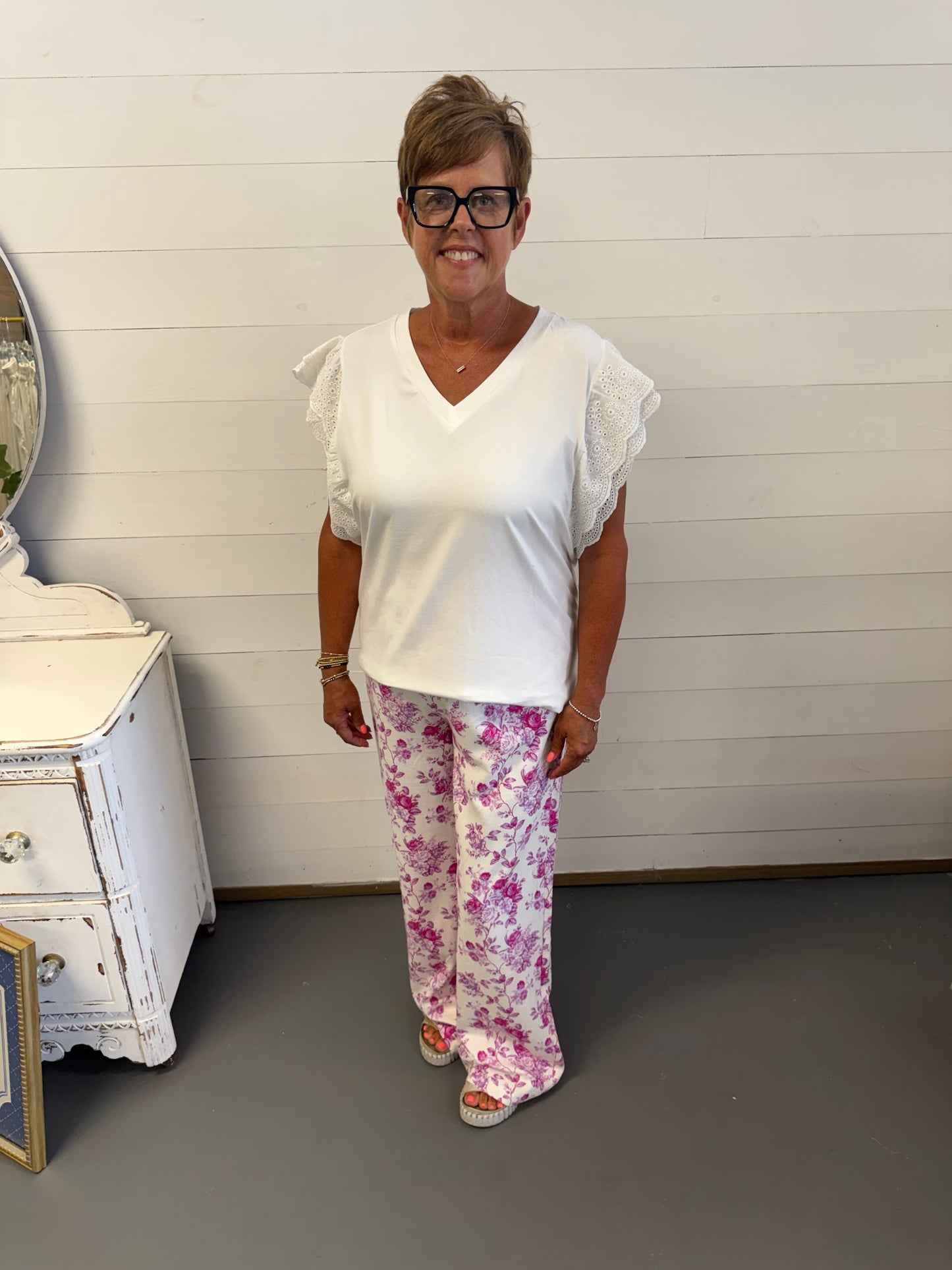 White Eyelet Sleeved Top (Plus Size)