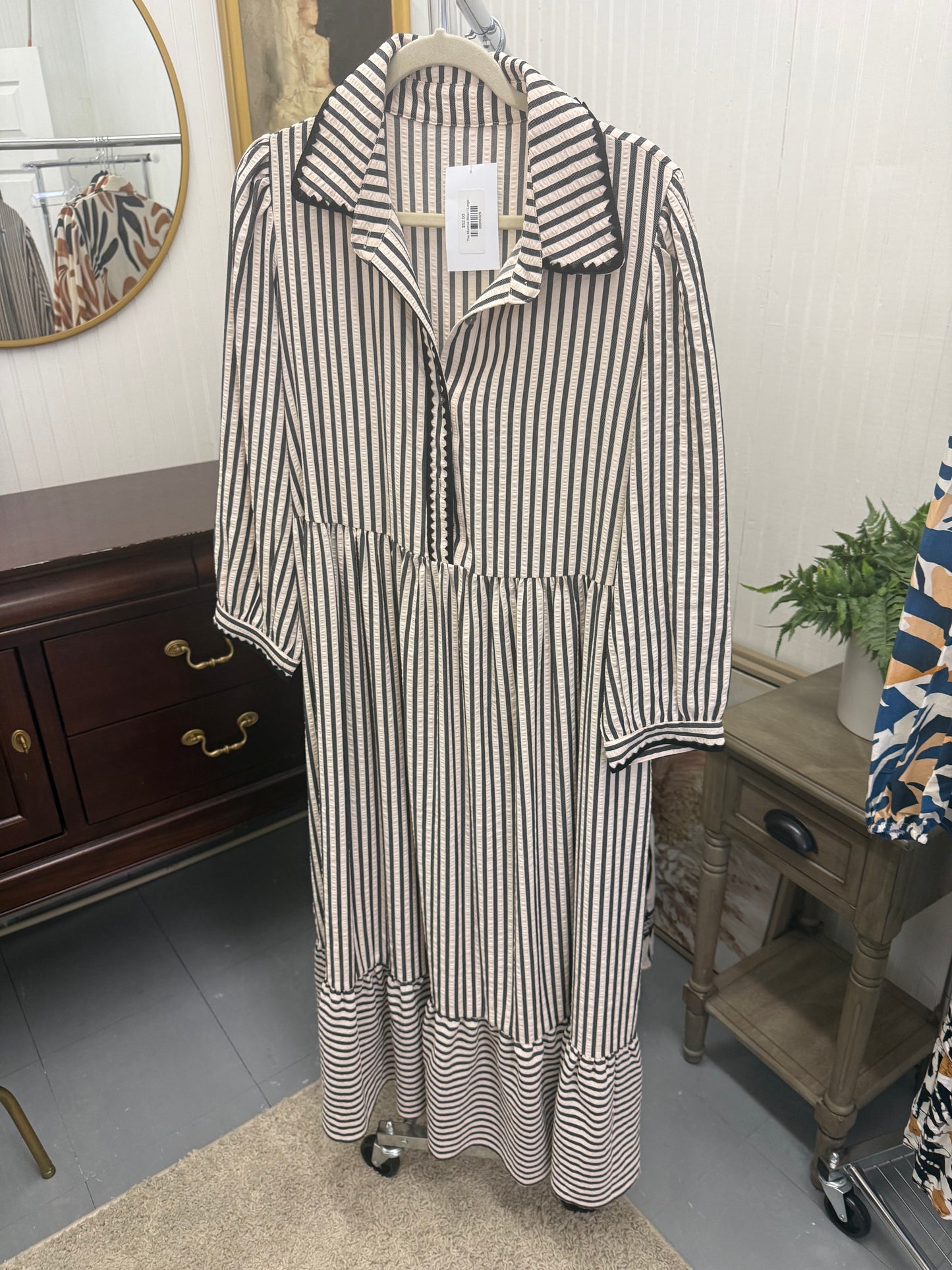 The Monroe Maxi