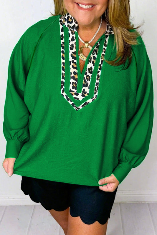 Green Plus Size Contrast Leopard Trim Split Neck Puff Sleeve Blouse